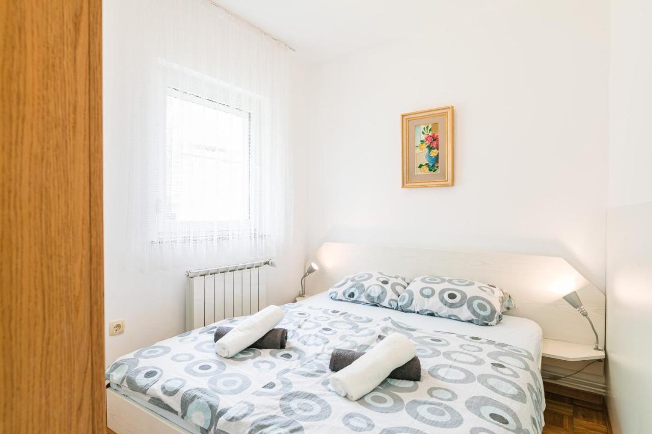 Blue Pearl Apartments ซริกเวนิซา ภายนอก รูปภาพ