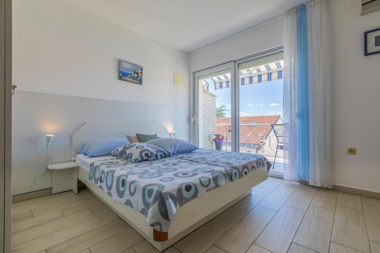 Blue Pearl Apartments ซริกเวนิซา ภายนอก รูปภาพ